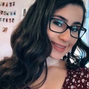 Meet your Posher, Gina